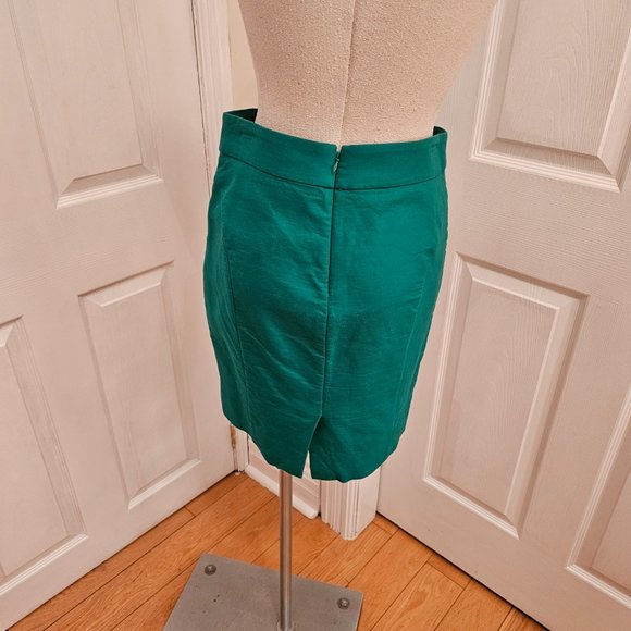 J Crew Pencil Skirt---Size 4 - Picture 5 of 6